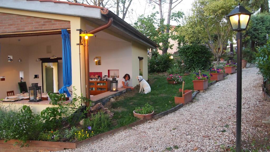 Agriturismo La Terra Valiano Exterior foto