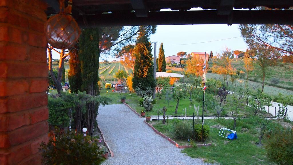 Agriturismo La Terra Valiano Exterior foto