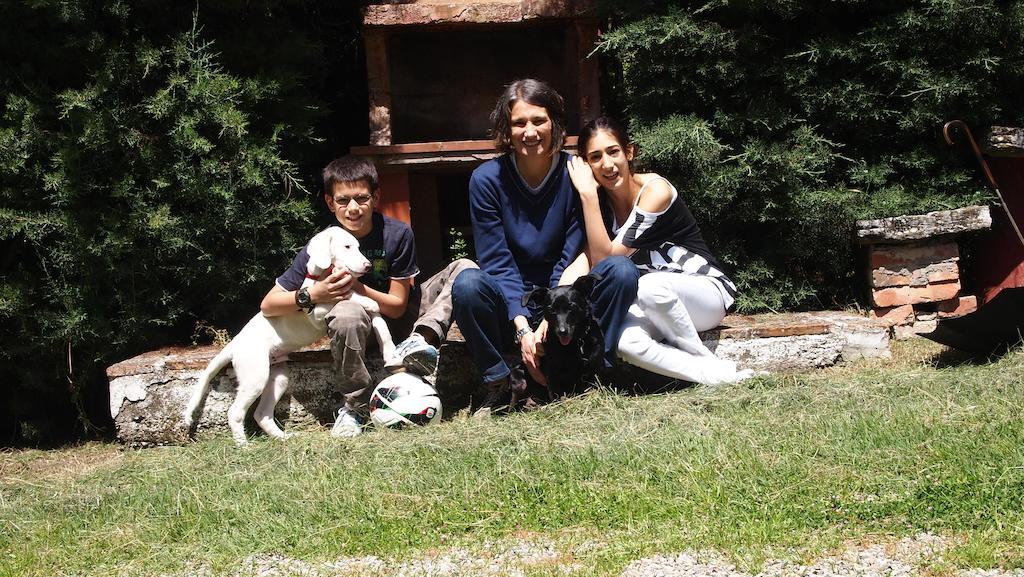 Agriturismo La Terra Valiano Exterior foto